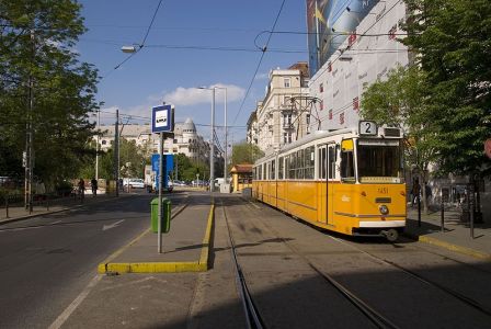 800px-Budapest_tram_3