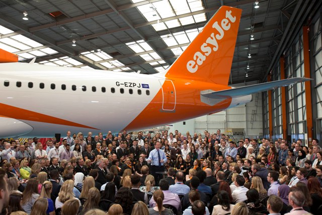 PM DAVID CAMERON VISITS EASYJET HEADQUATERS HANGAR 89,LUTON AIRPORT TO ADDRESS STAFF ON STAYING IN THE EUROPEAN UNION.