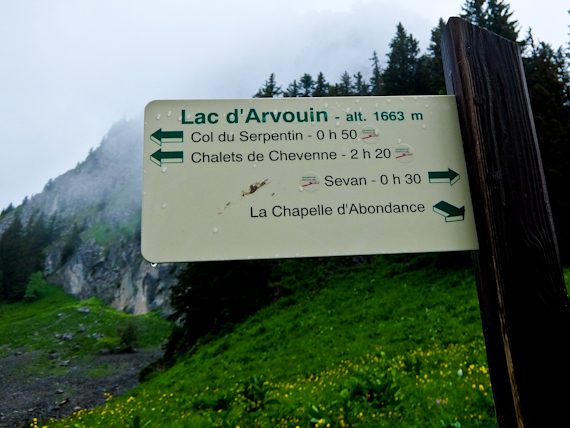 Lac d'Arvoin Sign