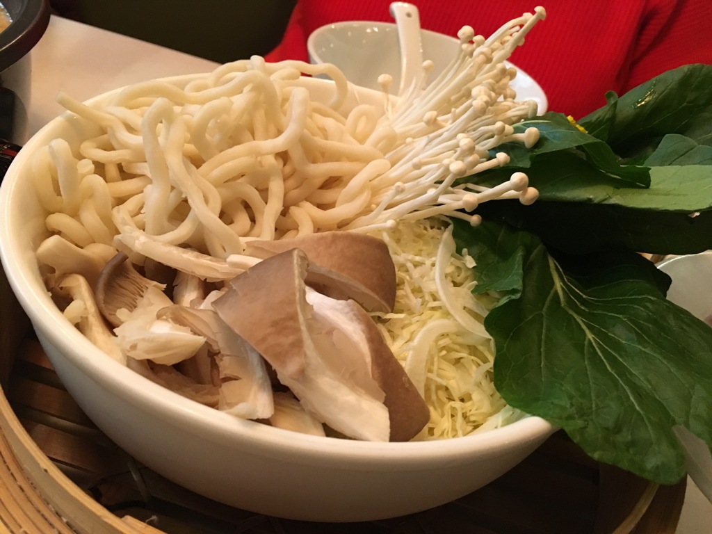 veg and noodle basket