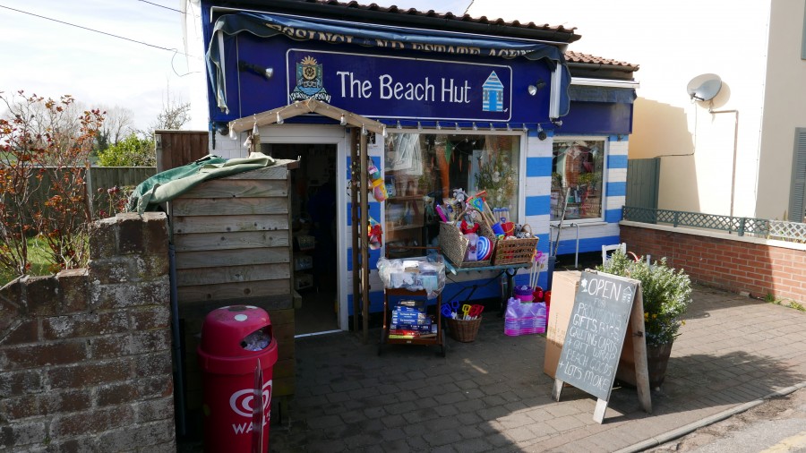 Kessinglands remaining beach shop