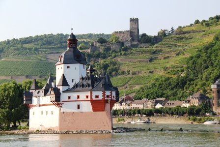 Andy Mossack visits the Rhine Valley and discovers wine, flames and history.
