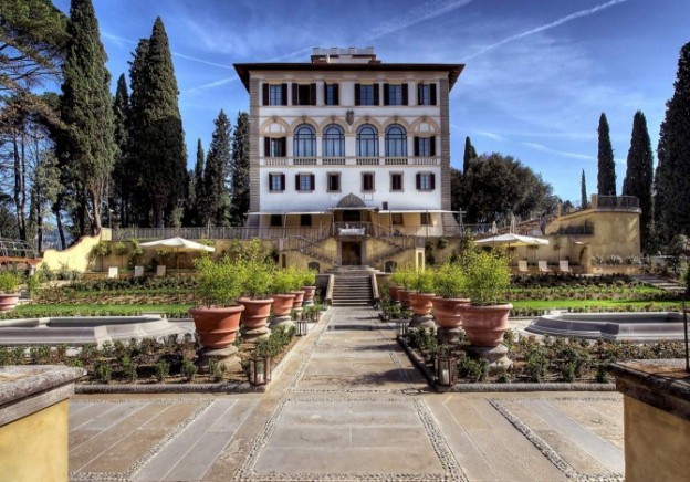 Il Salviatino, a stunning 16th century  palazzo in the hills above Florence, you might be forgiven you've died and gone to heaven.