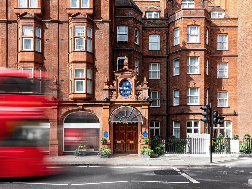 Andy Mossack lives the high life as he reviews the Apartments by the Sloane Club.