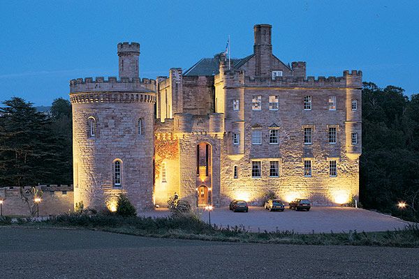 Andy Mossack reviews the Dalhousie Castle Hotel in Edinburgh