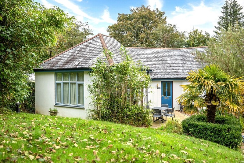 Anthea Gerrie stays at The Valley, A proper dog friendly Cornish Retreat.