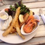 Lucy Daltroff reviews the Boathouse Cafe in Plymouth the legendary seafood restaurant.