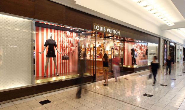 Lenox Louis Vuitton1