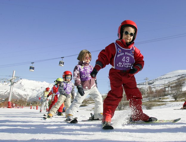 Les Angles ski resort Enfants Bruno Longo OT Les 2 Alpes