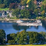 Janette Griffiths reviews the Lakeside Hotel on Lake Windemere, and says the name is on the tin!