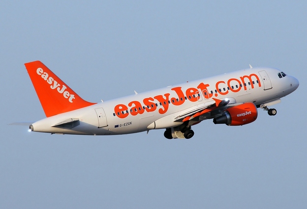 easyJet adds Fast Track security access