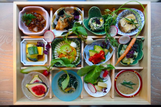 Engawa dishes