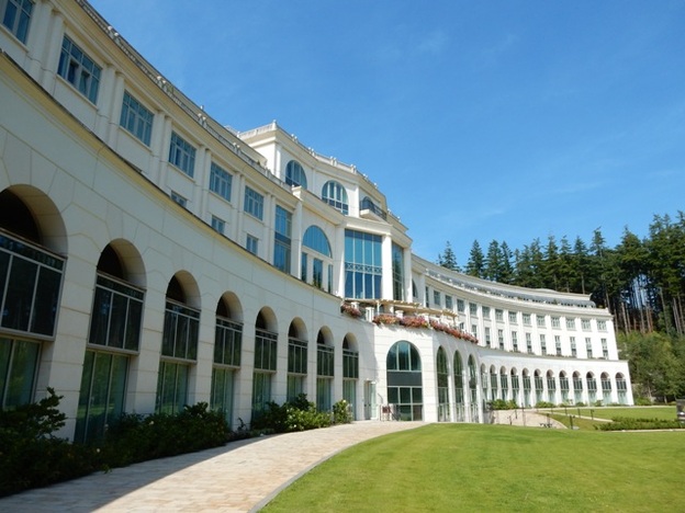 isabel Conway stays at the Powerscourt Hotel, a grand estate worthy of Irish country history.