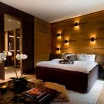 Andy Mossack reviews The Chedi Andermatt, and finds Asian influenced luxury in the Swiss Alps. CAM Rooms Grand Deluxe Room