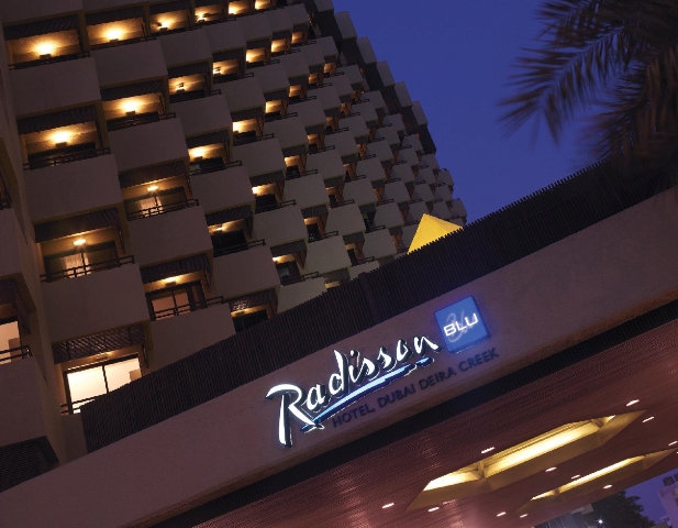 Andy Mossack reviews the Radisson Blu Hotel Deira Creek in old Dubai.