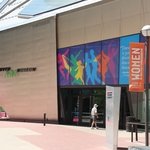 Mike Gerrard offers his pick of the Twelve Top USA Art Museums. A veritable cultural tour of America.