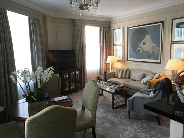 There is something quite special about bypassing the ground floor check in and heading straight for the 3rd floor Langham Club private reception. Such is the benefit of getting Club access for the new Residences at The Langham London.