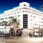 Andy Mossack reviews Hotel Shangri-La in Santa Monica amd relives Hollywood's Golden Age. Shangrila CA Nicolas Cope 3