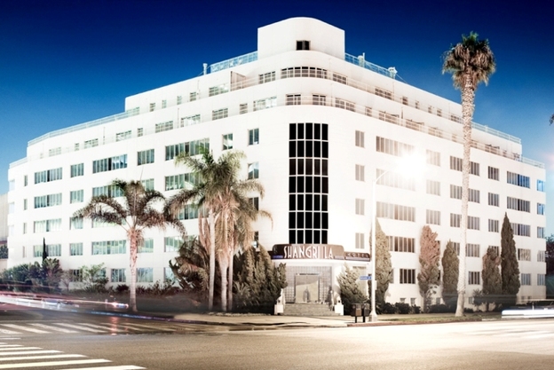Andy Mossack reviews Hotel Shangri-La in Santa Monica amd relives Hollywood's Golden Age. Shangrila CA Nicolas Cope 3