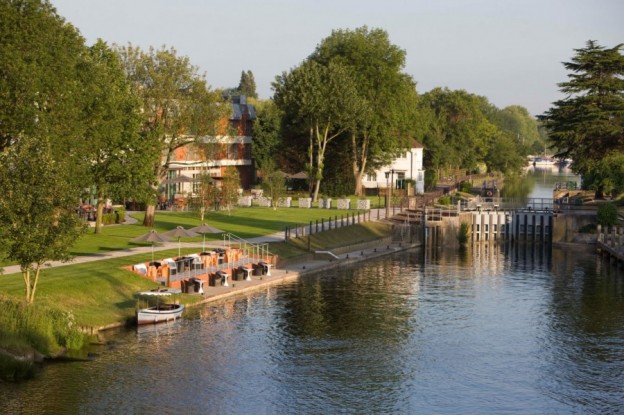 Lucy Daltroff stays at the Runnymede Hotel and Spa in Egham Surrey. the runnymede on thames exterior