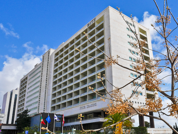 Four Seasons Hotel Ritz Exterior