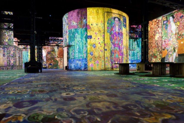 Anthea Gerrie visits the digital world of Atelier Des Lumieres in Paris. Klimt at Atelier des Lumieres2 credit Culture Spaces