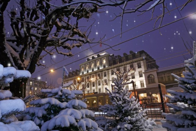 Michael Edwards reviews Hotel Schweizerhof in swanky and beautiful Lucerne
