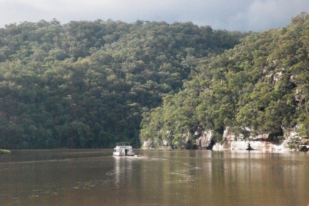 Anna Smith goes searching for The Hawkesbury River behind the Blue Mountains in New South Wales.