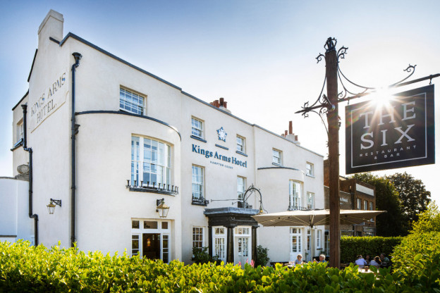 Kings Arms Exterior 4 e1629463139336