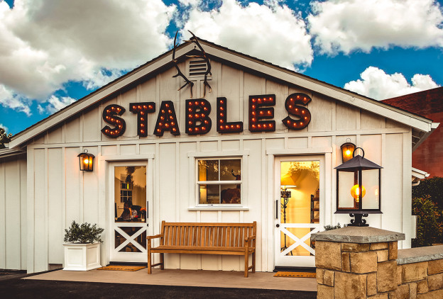 Stables Inn reception e1642607048705