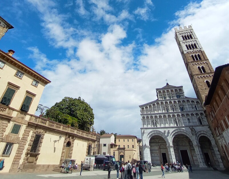 Amy McPherson goes in search of Puccini in Lucca and Viareggio on a bike and walking tour.