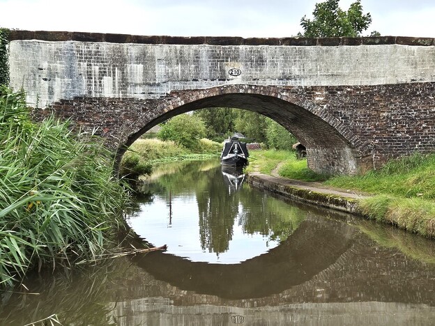 Narrowboat Break From Anderton to Manchester