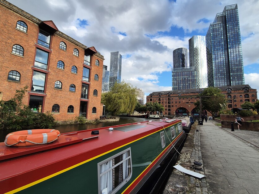 Narrowboat Break From Anderton to Manchester