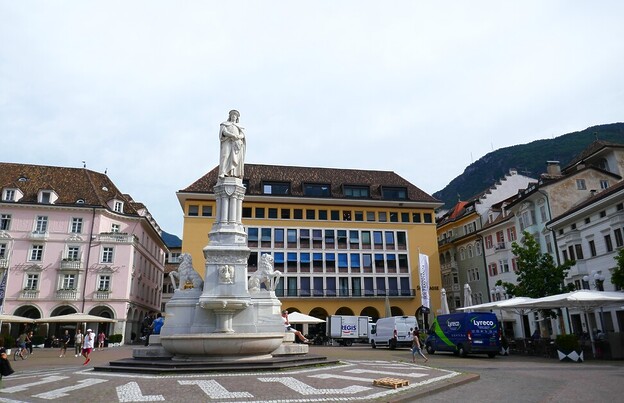 Guide to Bolzano