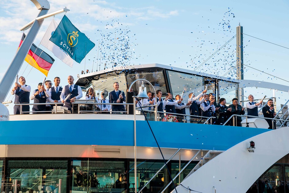 European river cruise specialist VIVA Cruises, recently christened its newest ship, VIVA ENJOY, at its home port of Düsseldorf.