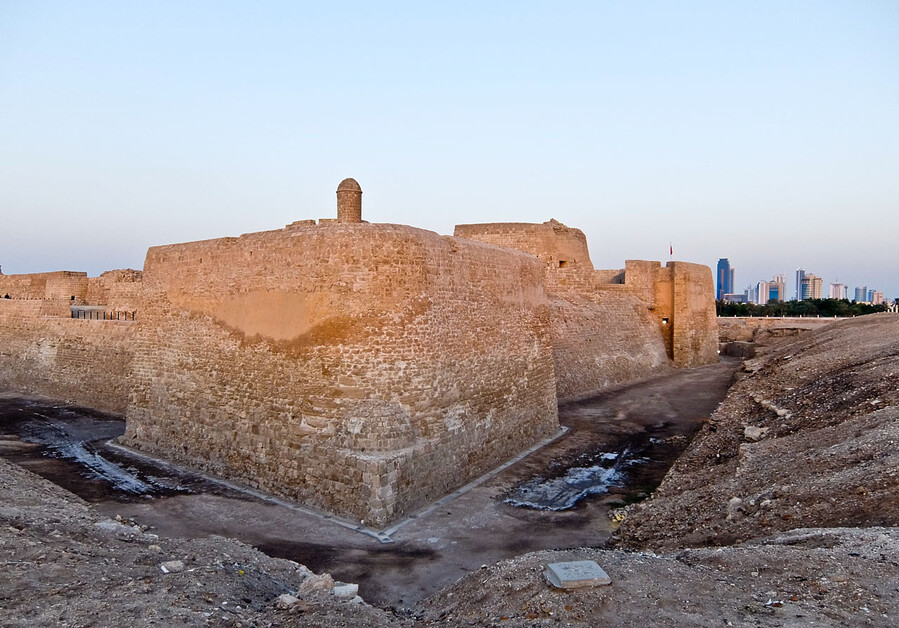 In His Insider Guide To Bahrain, Rupert Parker Discovers Ancient Ruins, Exotic Souks And Fine Beaches.