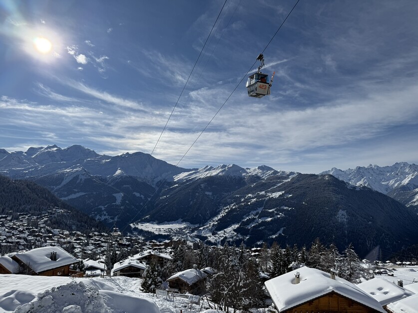 Chalet Teredo. Live the high life in this 5-star fully catered luxury Lodge in Verbier.