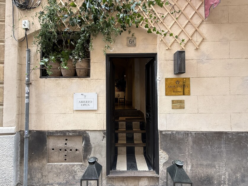 Hidden Palma. (C) Andy Mossack