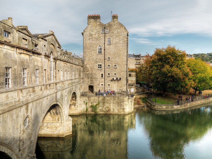 Anthea And David Gerrie Tour Jane Austen’s Landmark Locations From Hampshire To Bath In The 21st Century Equivalent Of A Horse-Drawn Carriage