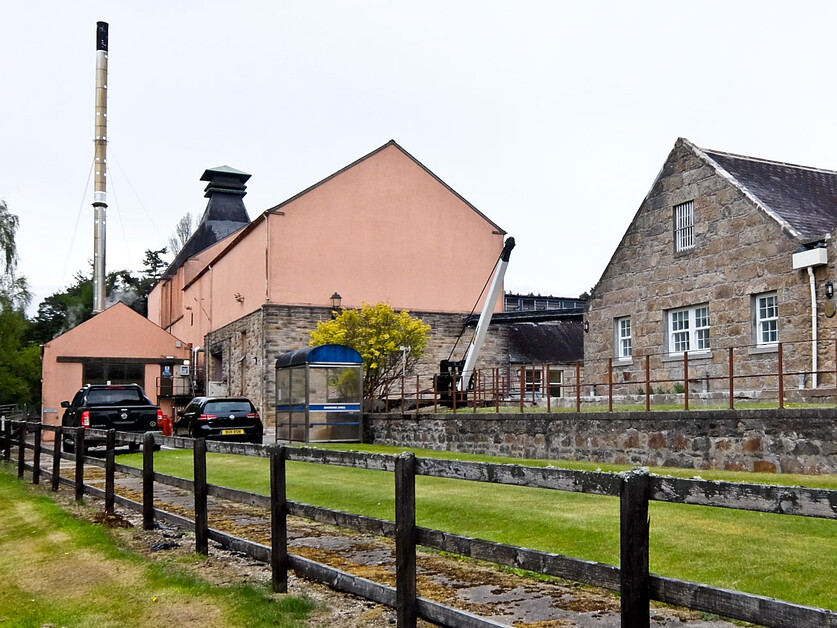 Rupert Parker Walks And Bikes as he offers his guide to The Speyside Way.