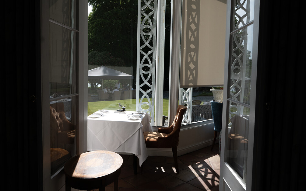 Stephen Kelly stays at Storrs Hall and revels in lakeside Windemere luxury.
