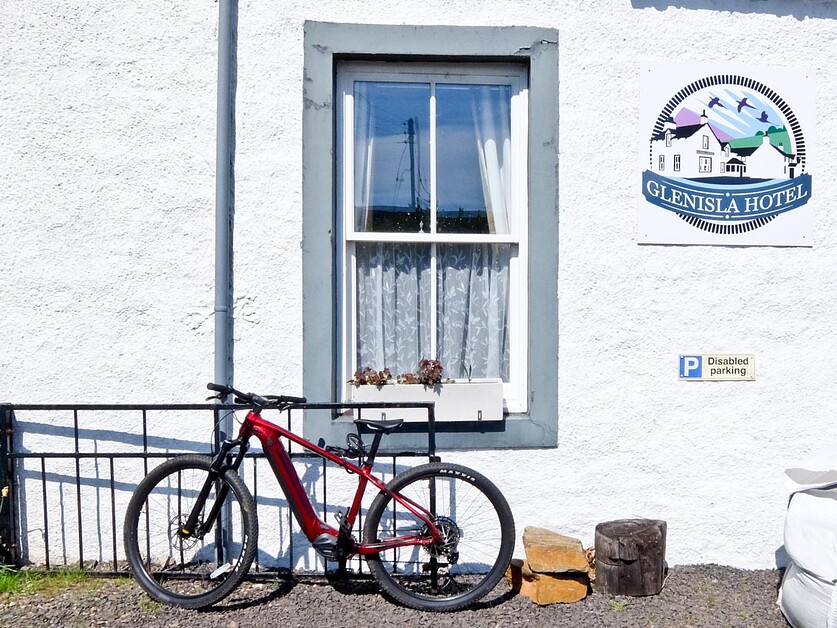 Guide to E-Biking around Alyth.