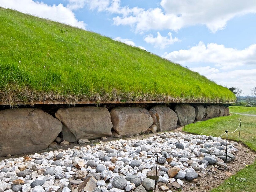 In his Guide to the Boyne Valley, Rupert Parker explores a Landscape Populated By Incredible Prehistoric Monuments And Dazzling Fairy Tale Castles.