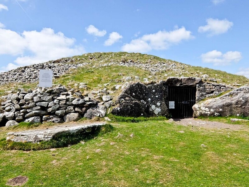 In his Guide to the Boyne Valley, Rupert Parker explores a Landscape Populated By Incredible Prehistoric Monuments And Dazzling Fairy Tale Castles.