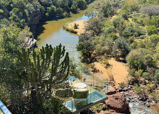 Lynne Coates goes on safari in the exclusive Lepogo Lodges in the UNESCO Waterberg Biosphere.