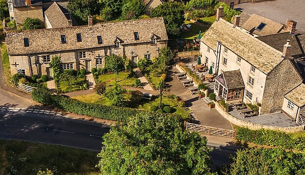 Rob Rees tries the new summer menu at The Killingworth Castle his favourite Cotswolds gastropub, near Blenheim Palace, Oxfordshire.