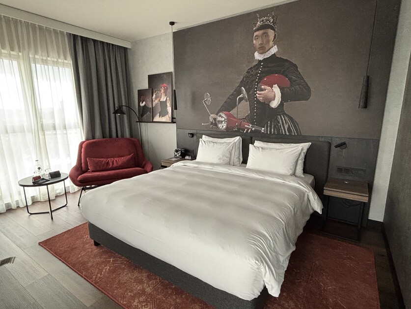 Anthea Gerrie Is Greeted By A Giant Red Dragon At The Radisson Red, Krakow’s Newest Style Hotel