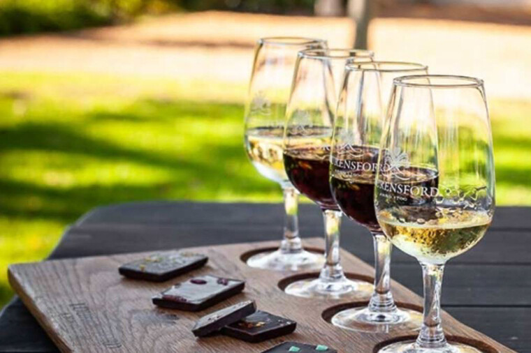 Sarah Kingdom checks into Erinvale Estate Hotel & Spa, and discovers a Cape Winelands escape that combines heritage, gastronomy, golf and relaxation.