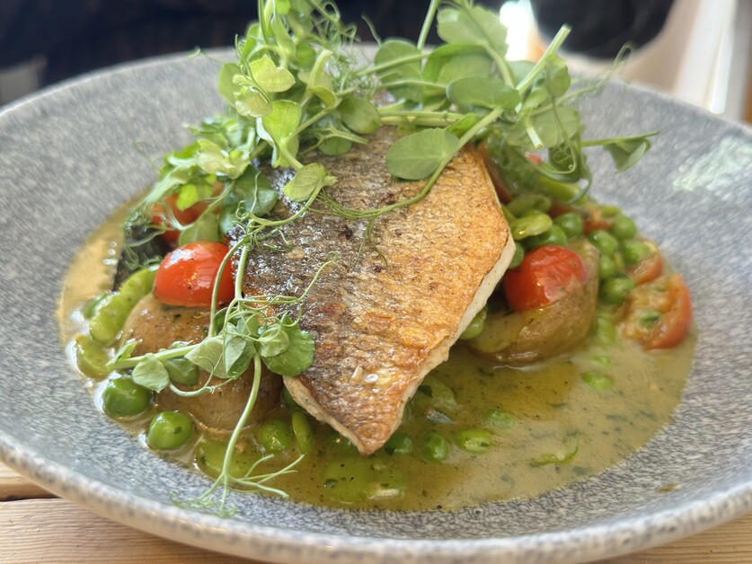Rob Rees eats at The Plough At Hanney and enjoys great value country cooking and unrivalled hospitality from Britain’s friendliest landlord