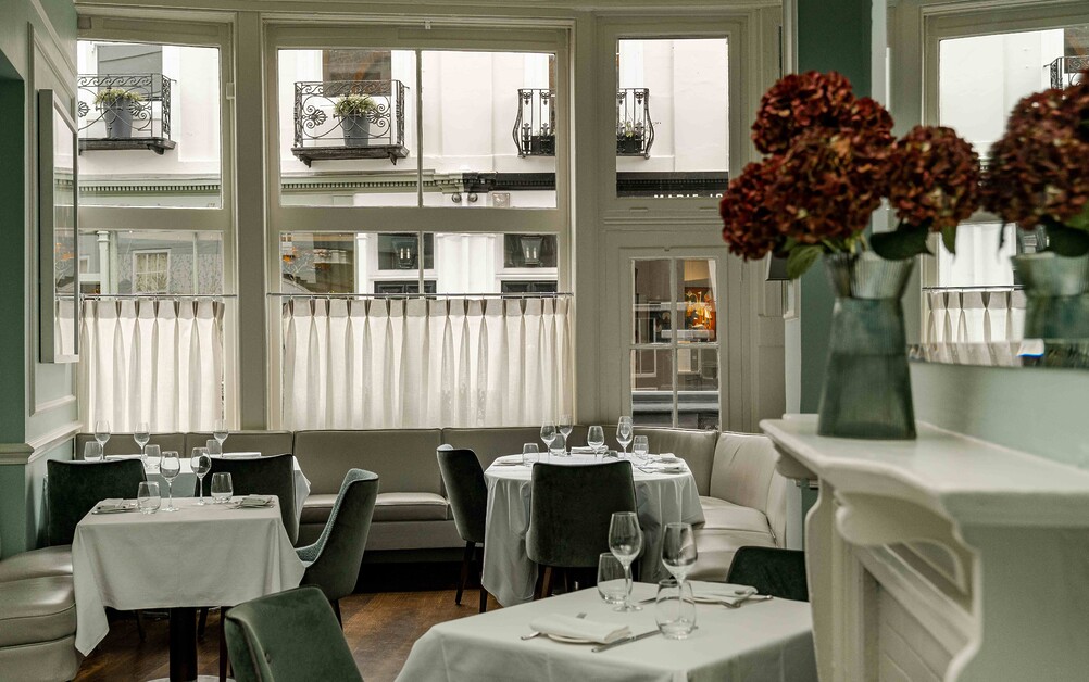 Sartoria Launceston Place. Discover the very essence of elegant Kensington neighbourhood dining.